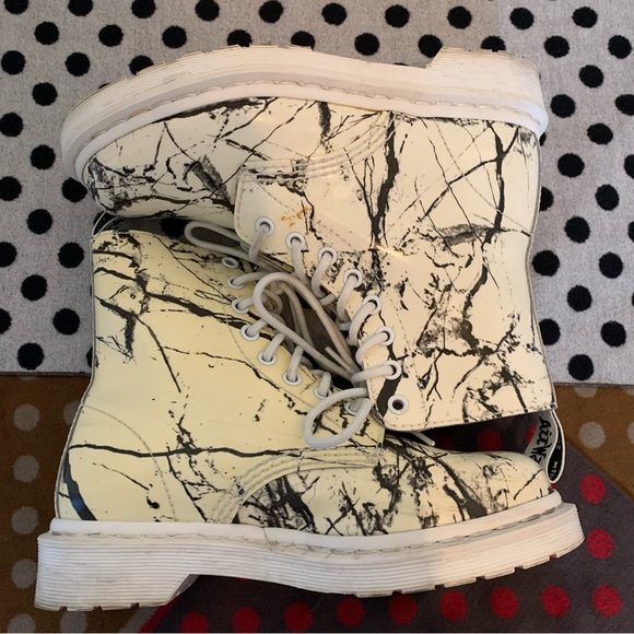 Dr Martens Pascal Marble Leather Boots - Picture 6 of 11